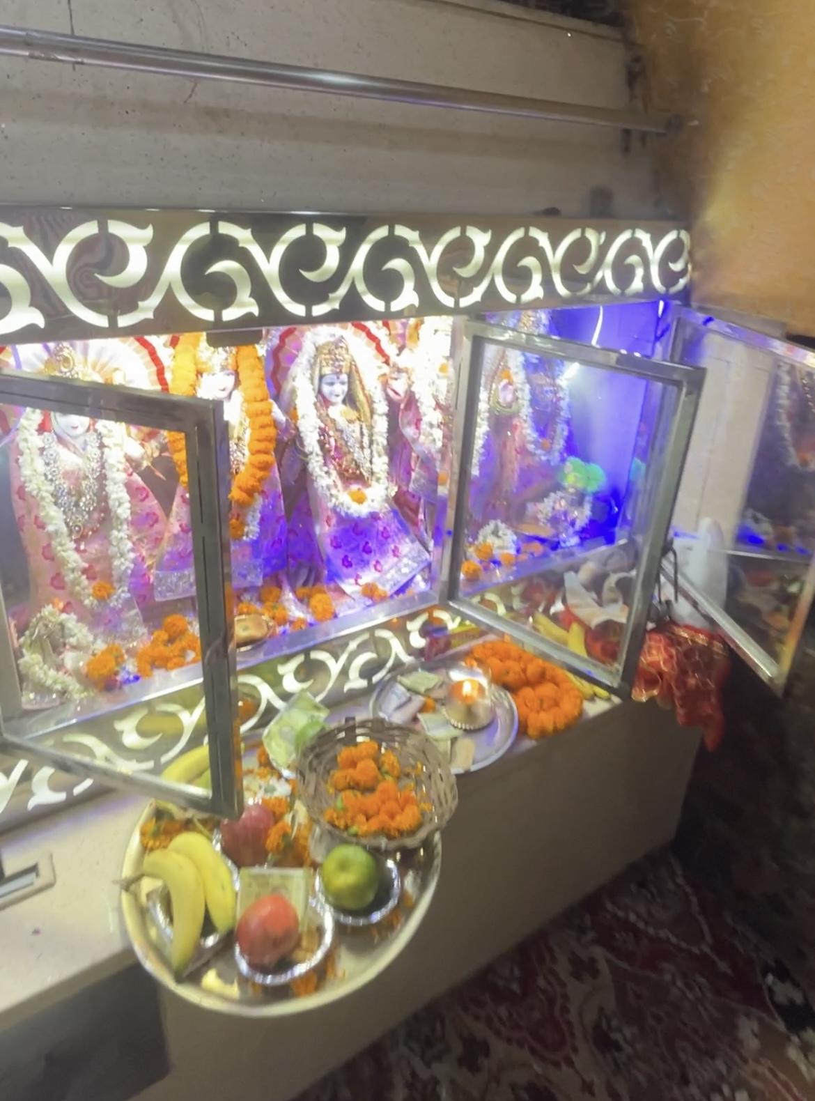 インドのお寺の様子