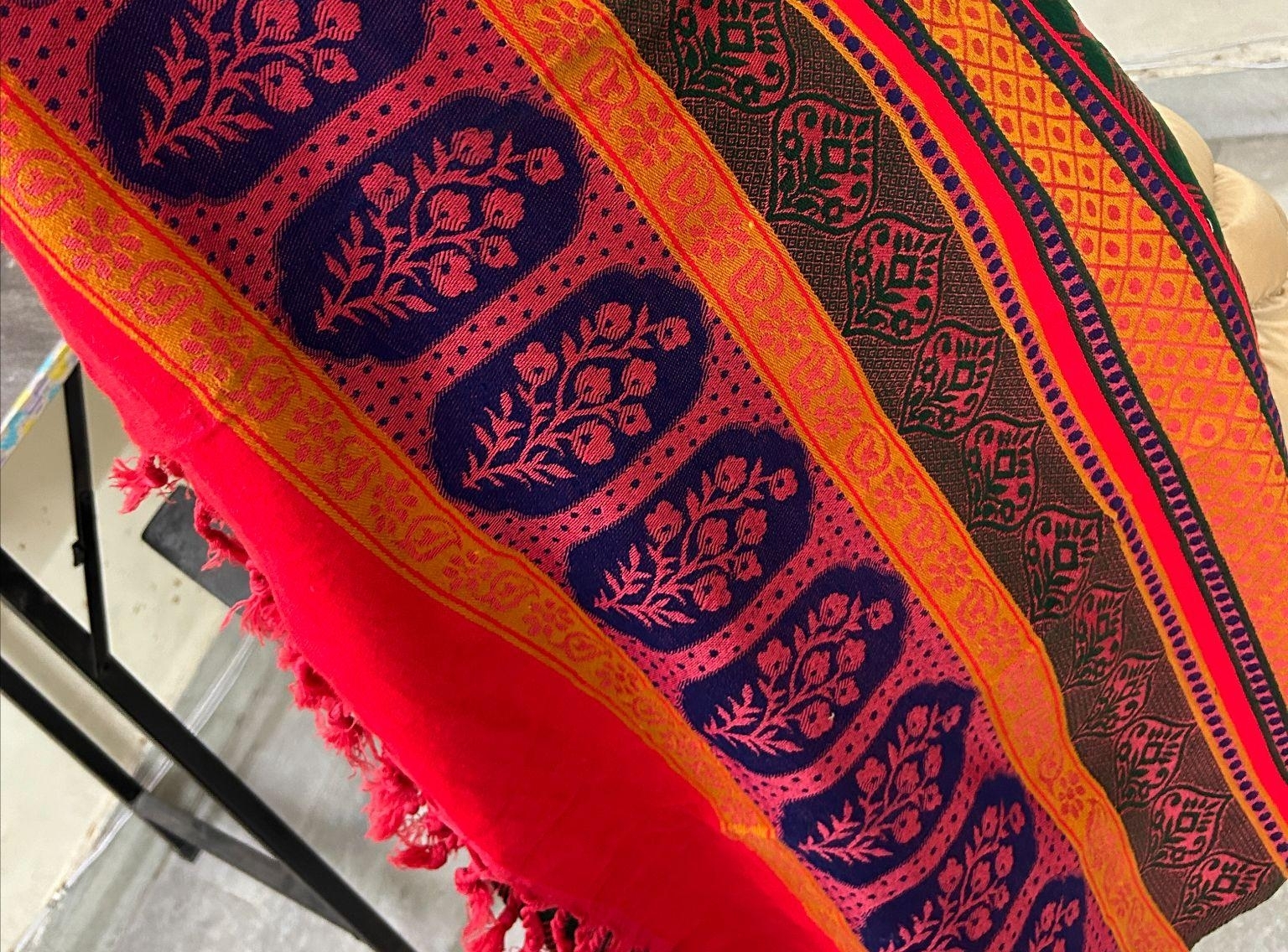 インドの可愛いストール